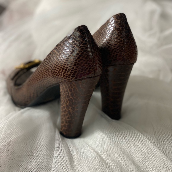 MANDEE Brown Faux Snakeskin Leather Peep-Toe Heels - Picture 5 of 5